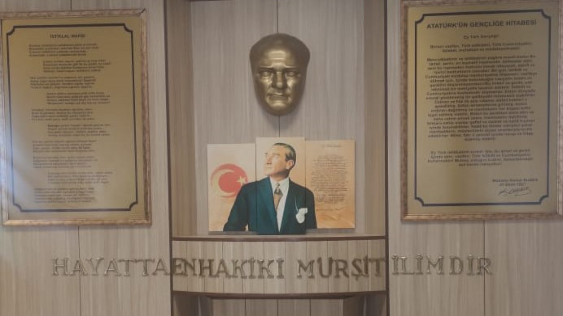 Atatürk Köşemiz...
